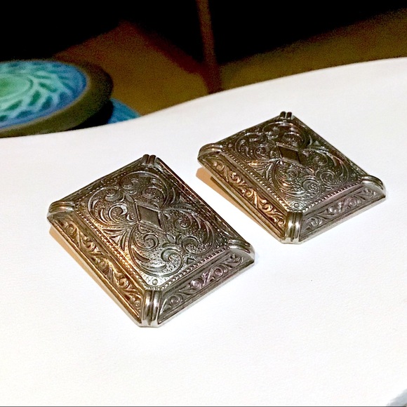 🔥6 Items for $20! VINTAGE Silver Earrings - Picture 4 of 8